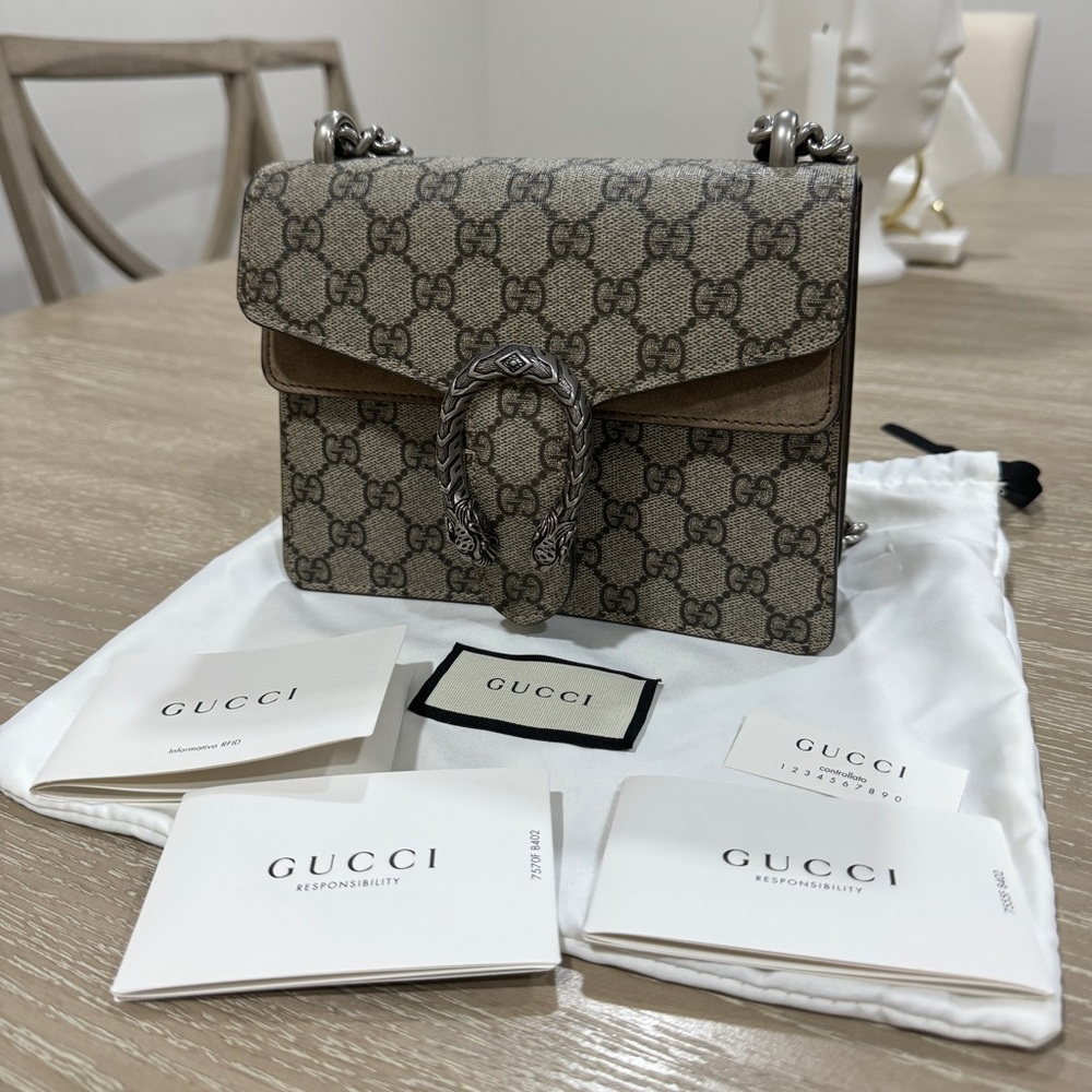 Gucci Dionysus GG Supreme mini bag